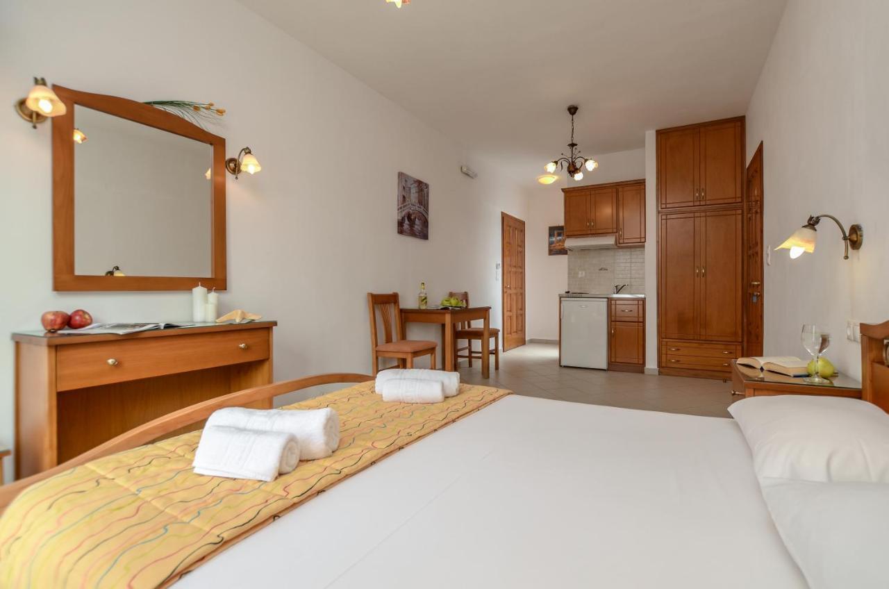 Dolphin Appartement Agia Anna (Naxos)